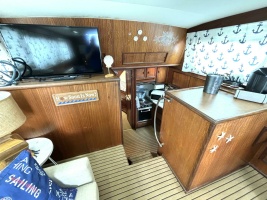 43ft Hatteras Yacht For Sale