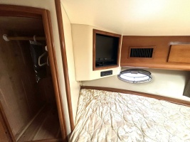 39ft Carver Yacht For Sale