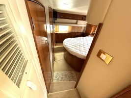 39ft Carver Yacht For Sale