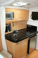 33ft Four Winns Yacht For Sale