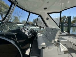 35ft Monterey Yacht For Sale