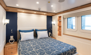 SEVEN SEAS 120ft RMK Marine Yacht For Sale