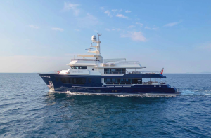 SEVEN SEAS 120ft RMK Marine Yacht For Sale