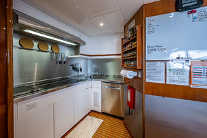 SHALIMAR 118ft Benetti Yacht For Sale