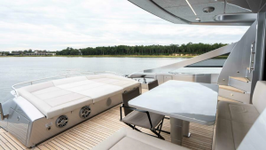 STALLION 92ft Pershing Yacht For Sale