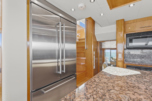 TIME 2 FLY 80ft Hatteras Yacht For Sale
