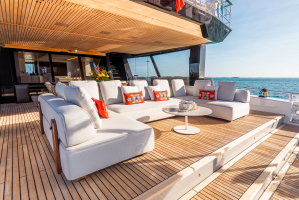 VIVACE 102ft Alpha Custom Yachts Yacht For Sale