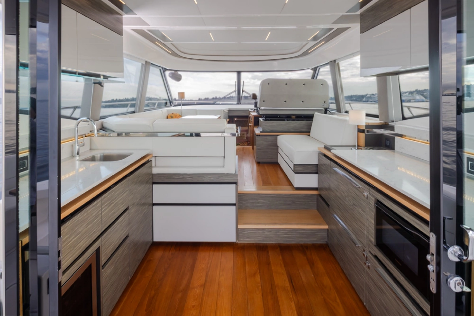 2019 Tiara Yachts C49 Coupe