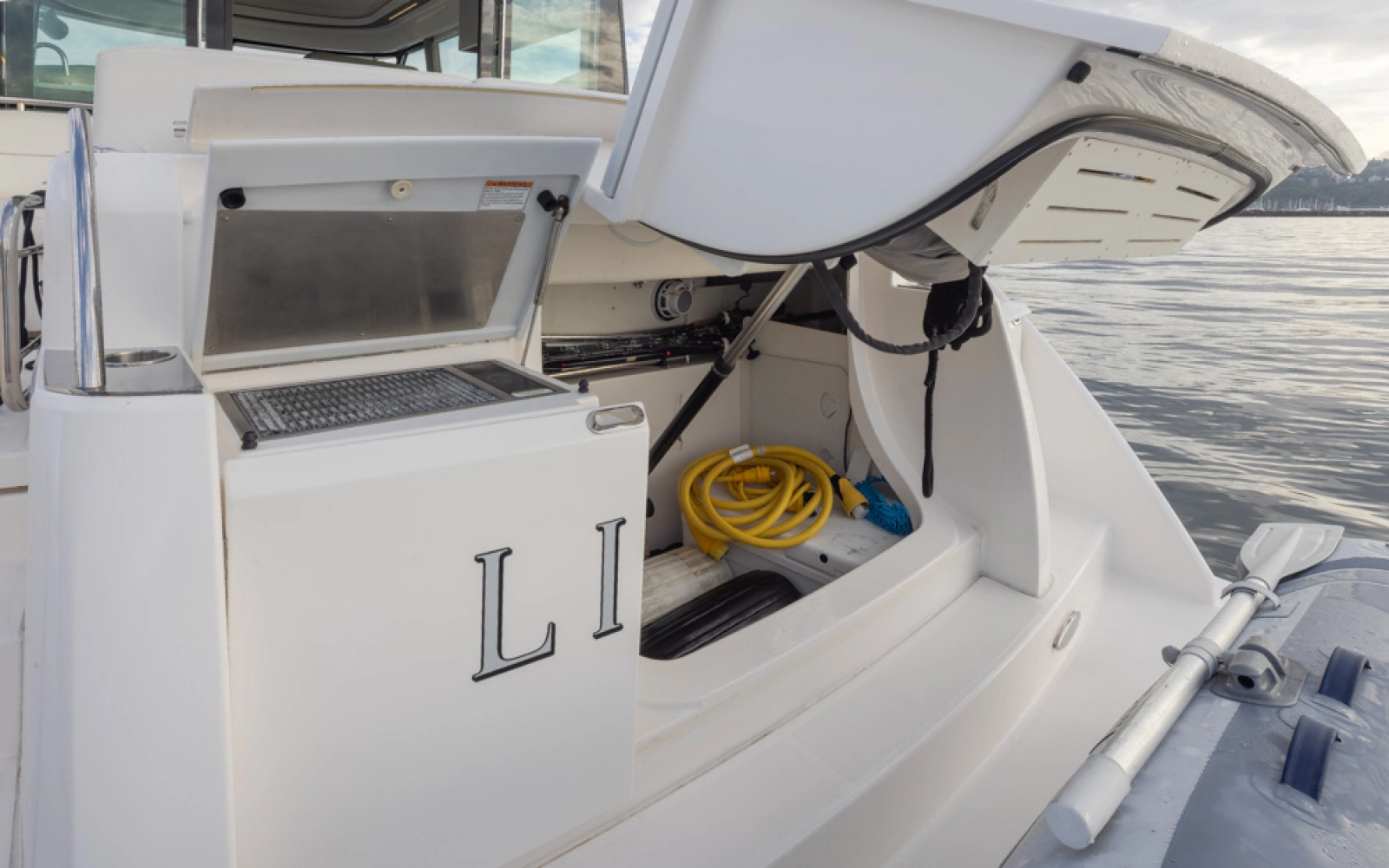 2019 Tiara Yachts C49 Coupe