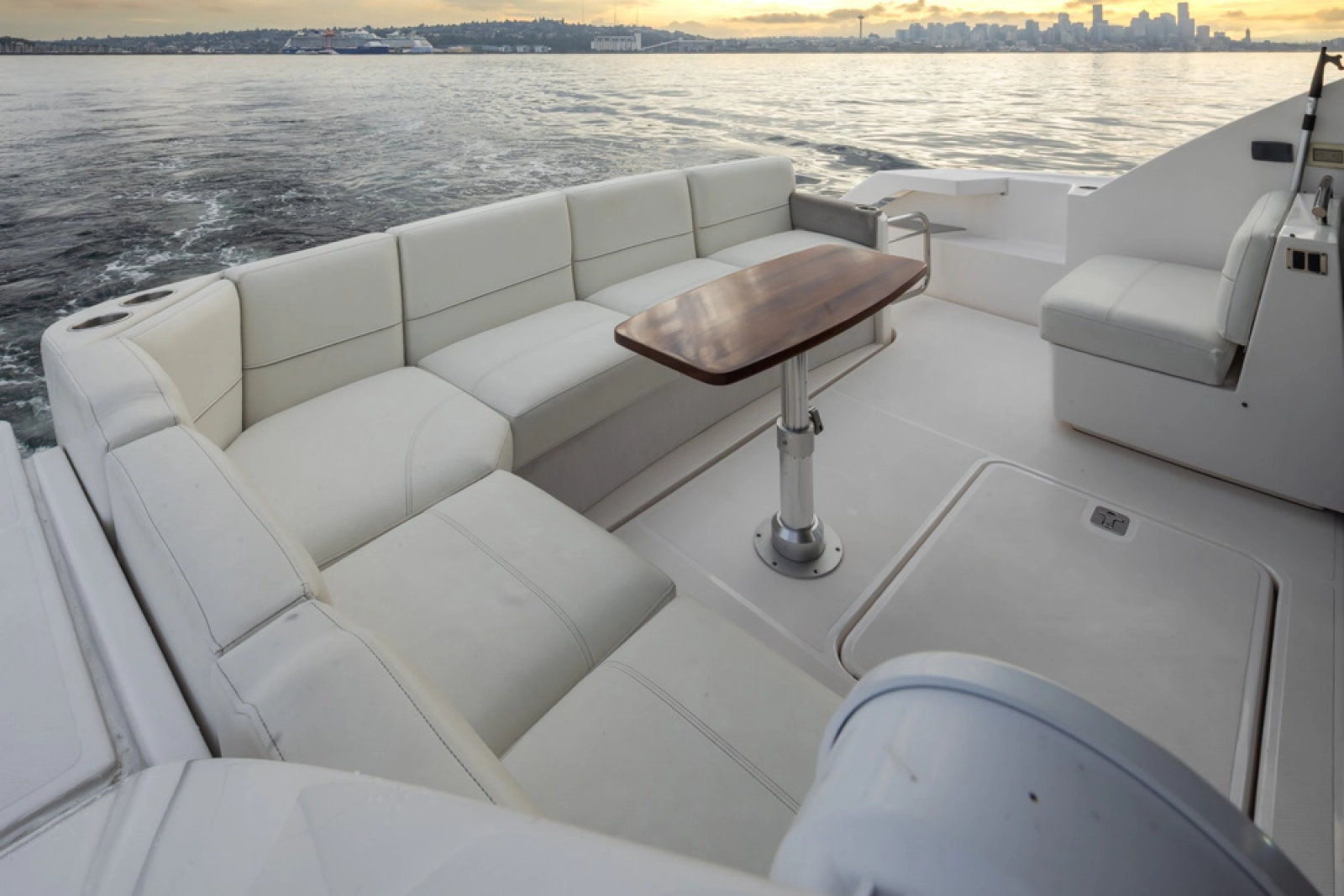 2019 Tiara Yachts C49 Coupe