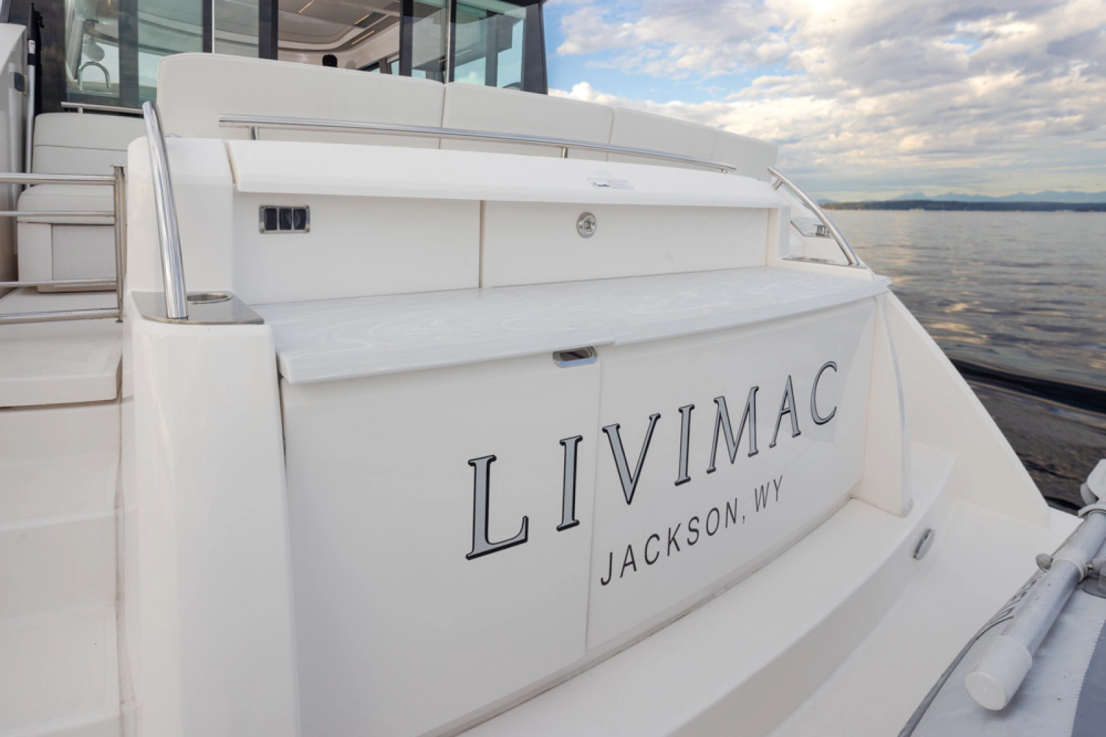 2019 Tiara Yachts C49 Coupe