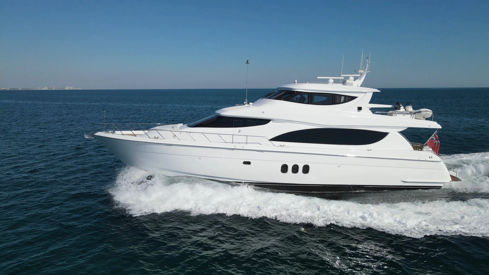 2006 Hatteras 80 Motor Yacht Skylounge
