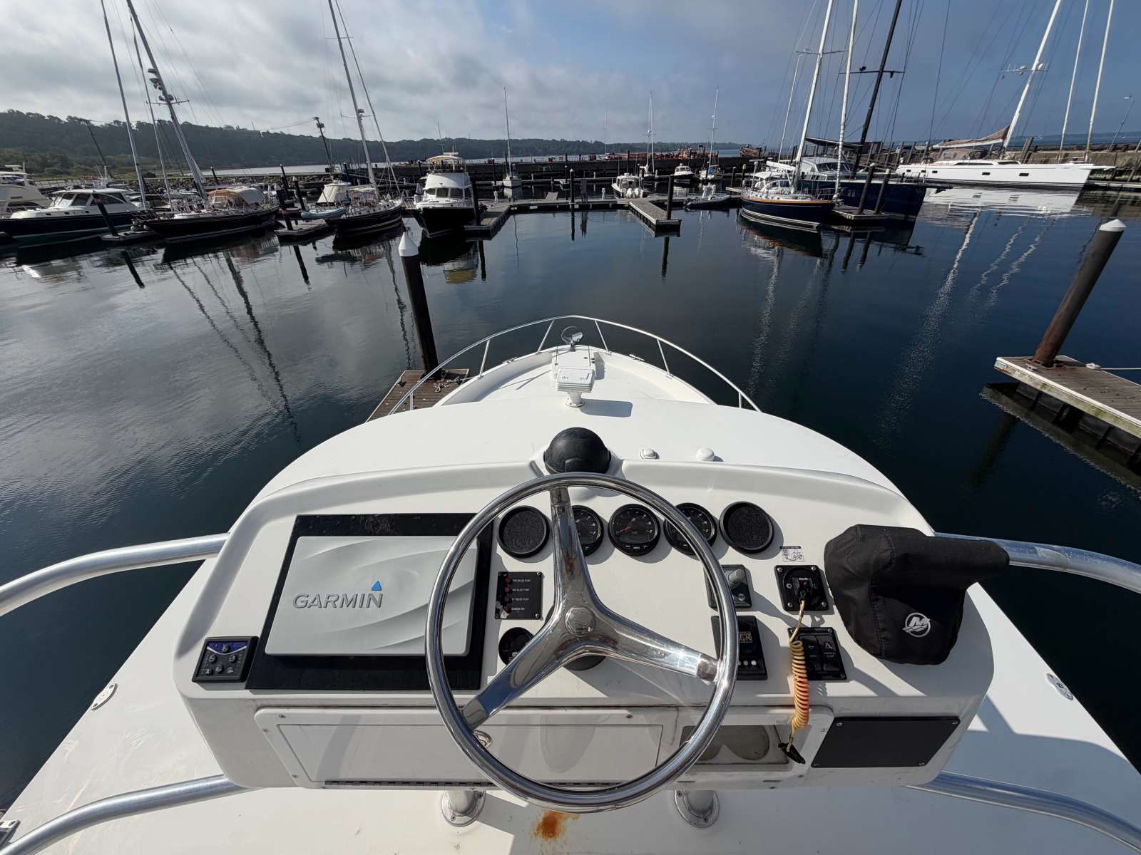 2010 Luhrs 37 OB Canyon Series