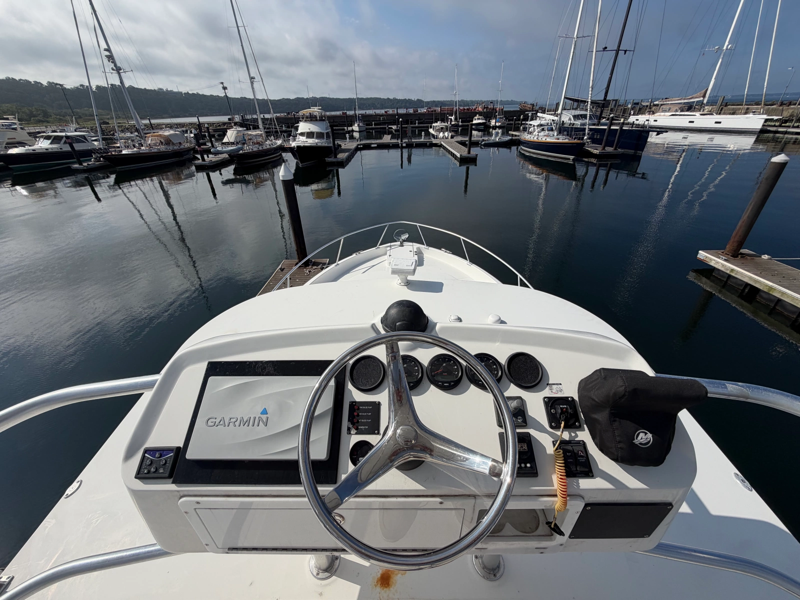 2010 Luhrs 37 OB Canyon Series