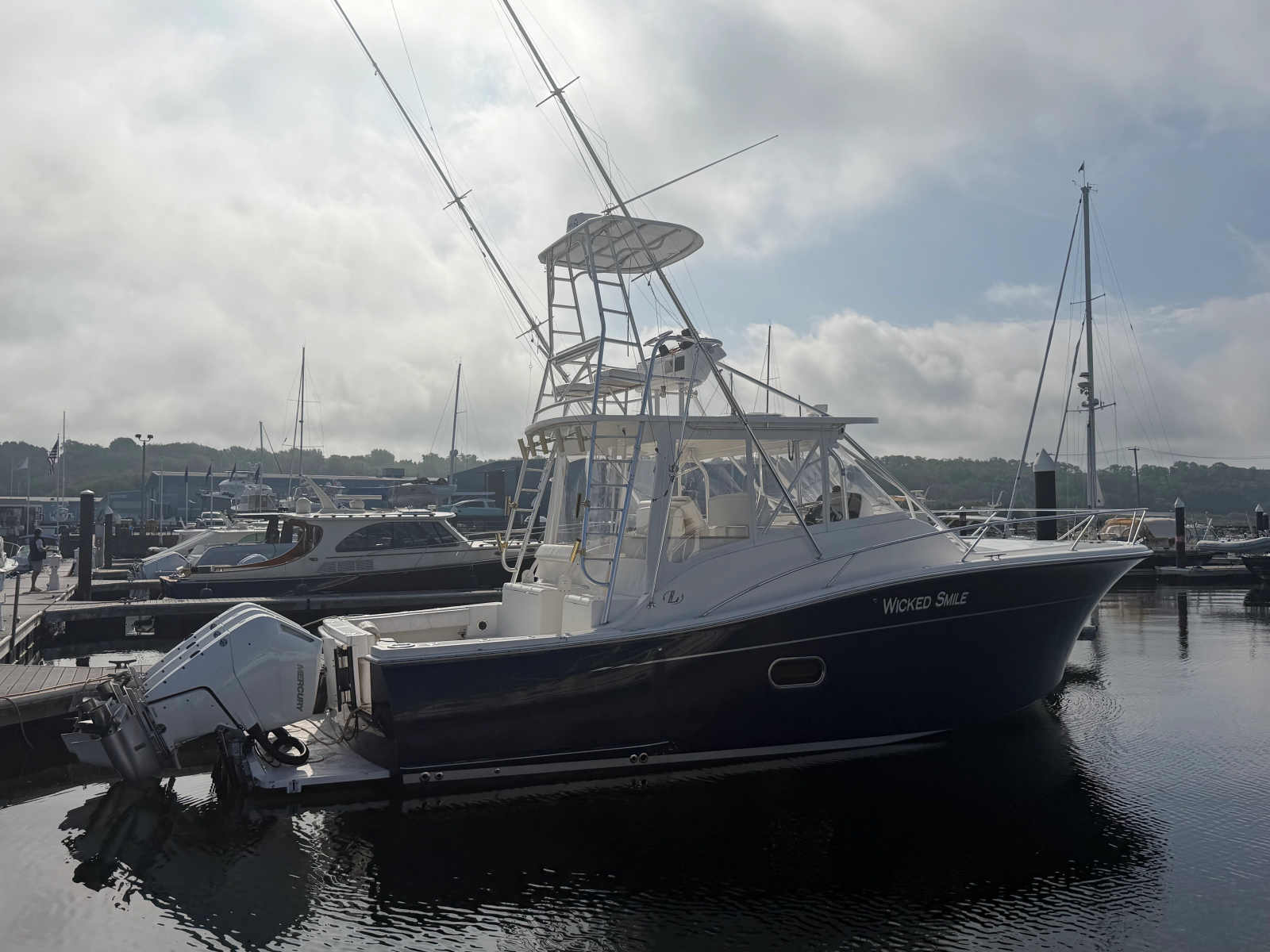 2010 Luhrs 37 OB Canyon Series