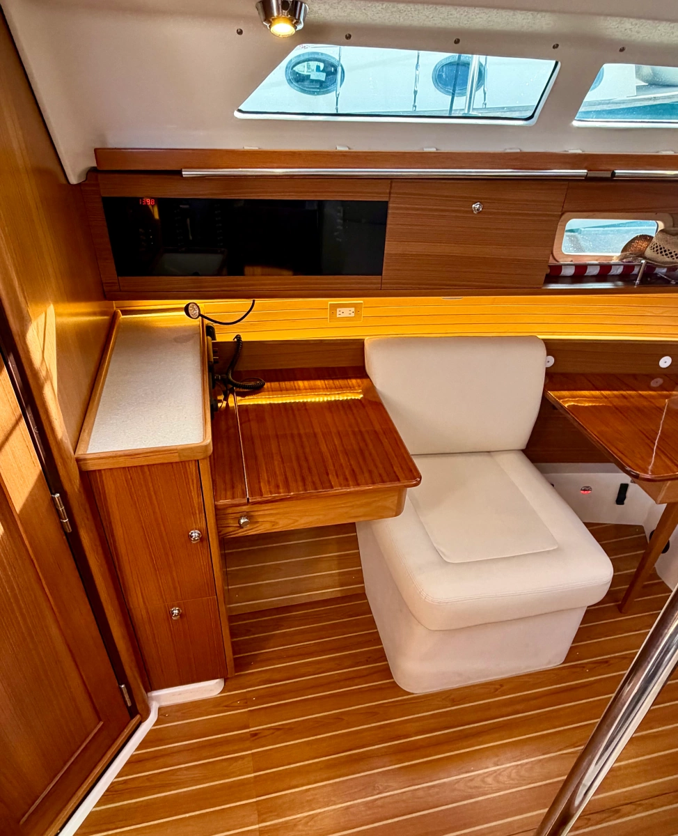 2023 Catalina 355