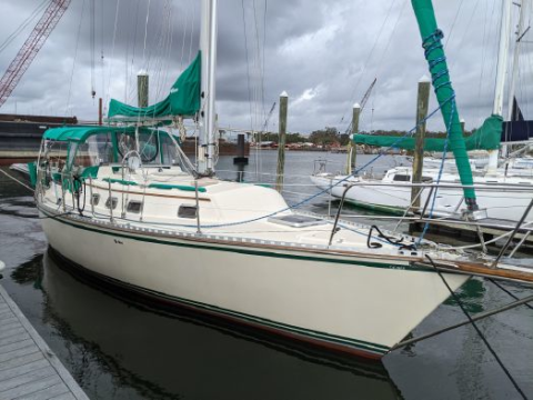 33ft Caliber Yacht For Sale