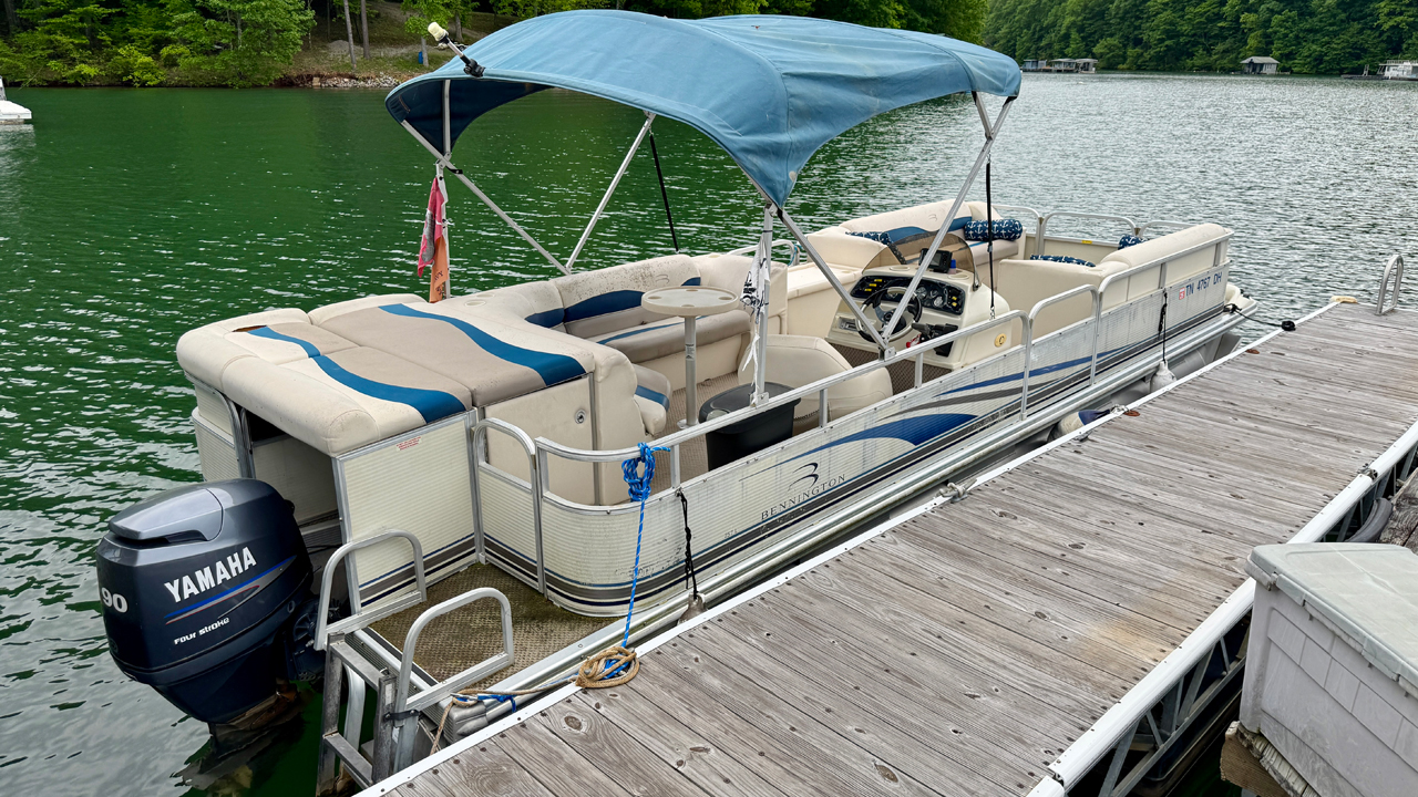 27ft Bennington Yacht For Sale