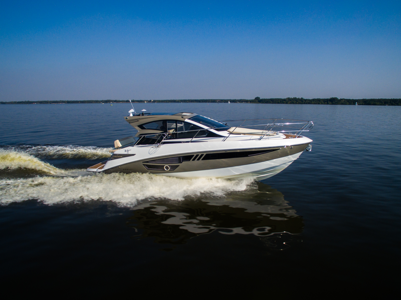 Custom Order Your 33 HT 33ft Cobrey Yacht For Sale