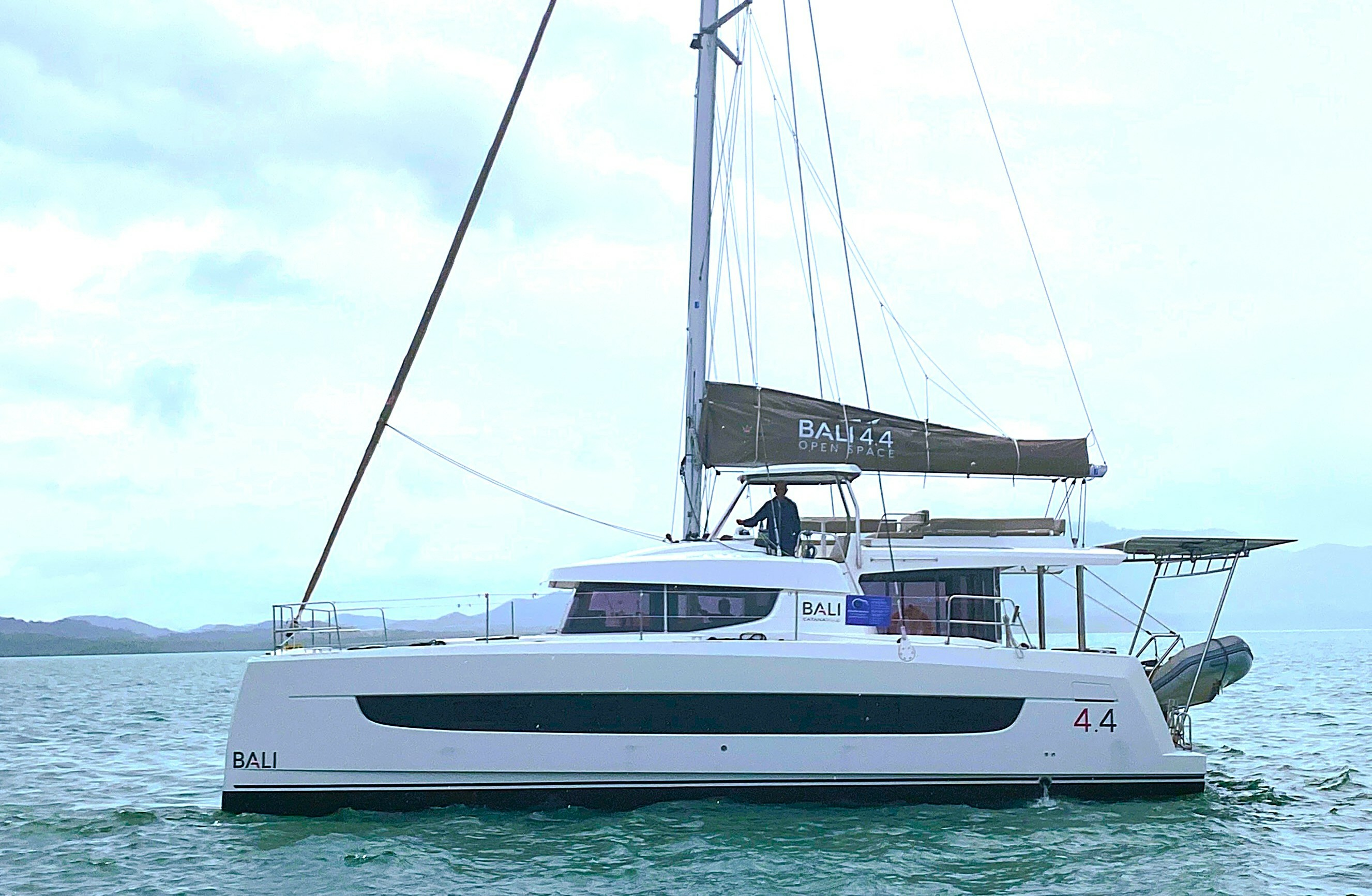 Sunchaser 43ft Bali Yacht For Sale