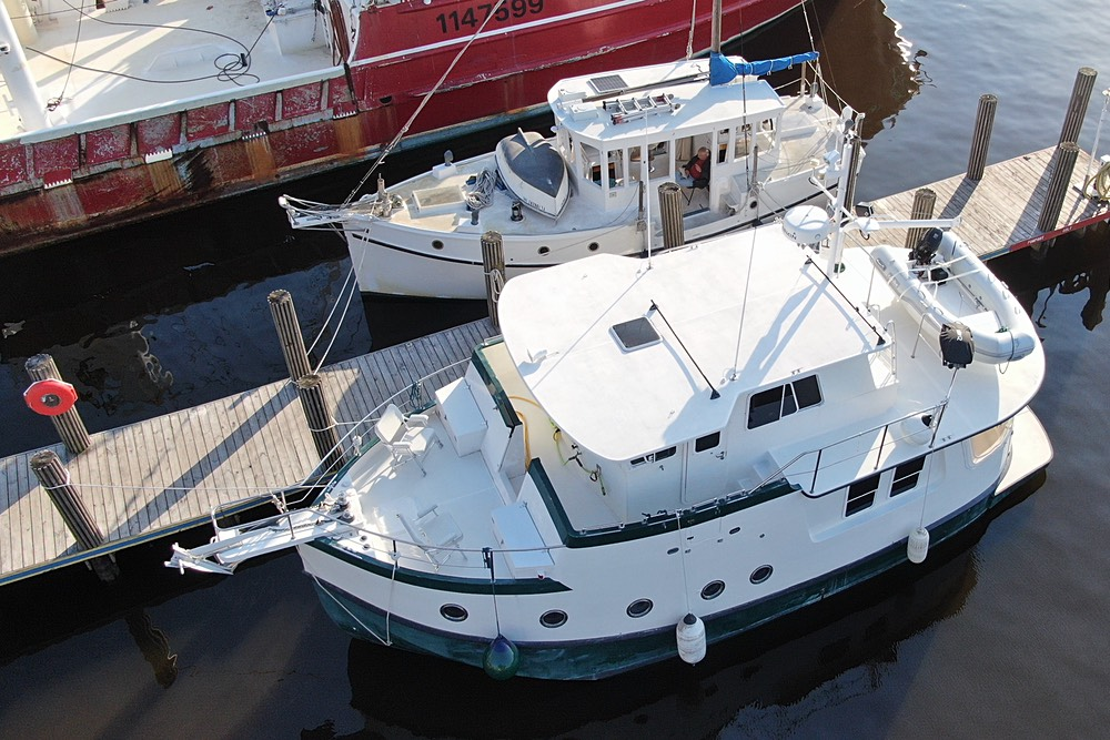 Briney Bug 34ft Custom Yacht For Sale
