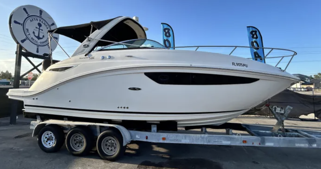 26ft Sea Ray Yacht For Sale