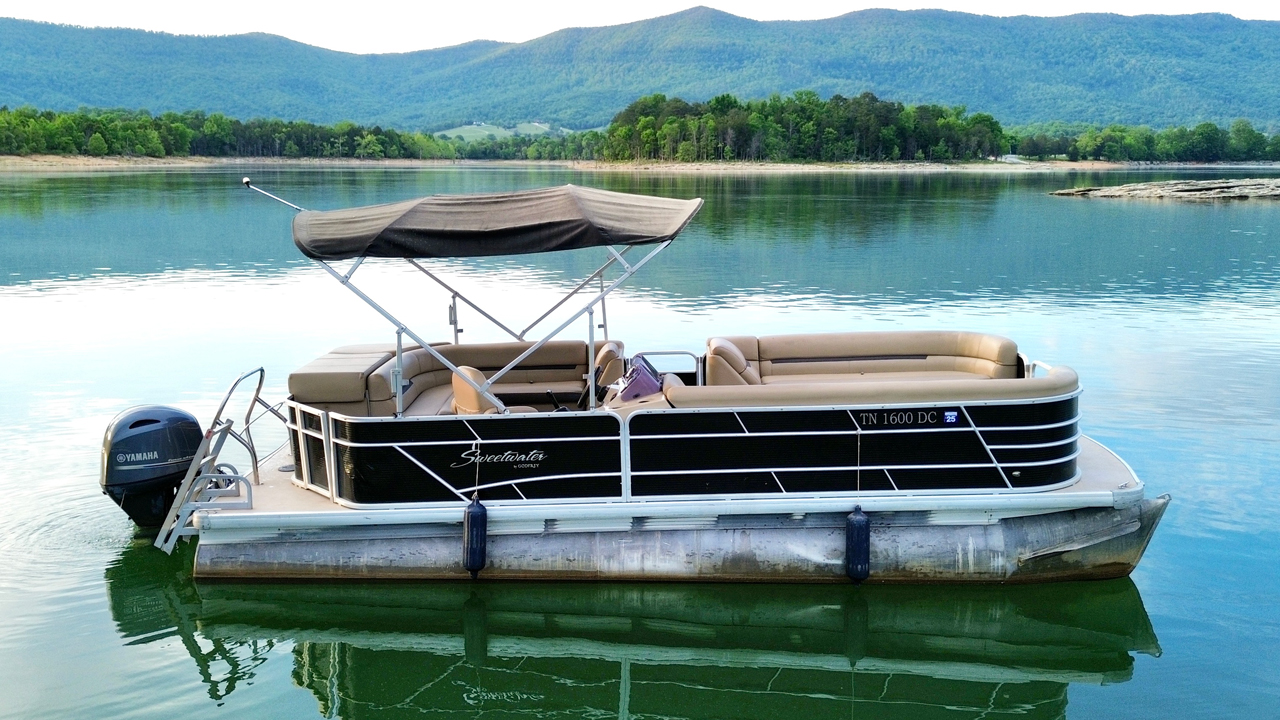 24ft Sweetwater Yacht For Sale