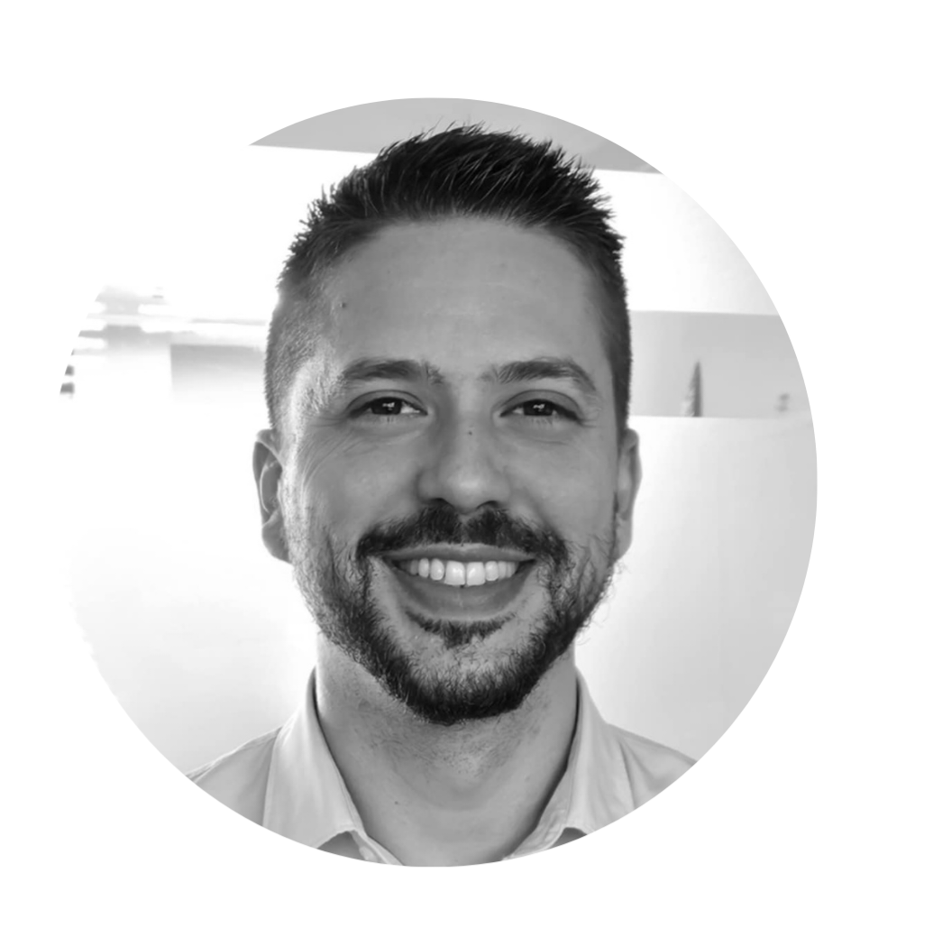 https://cdn.yachtbroker.org/users/AO6b7rmhrknRQjHY.png