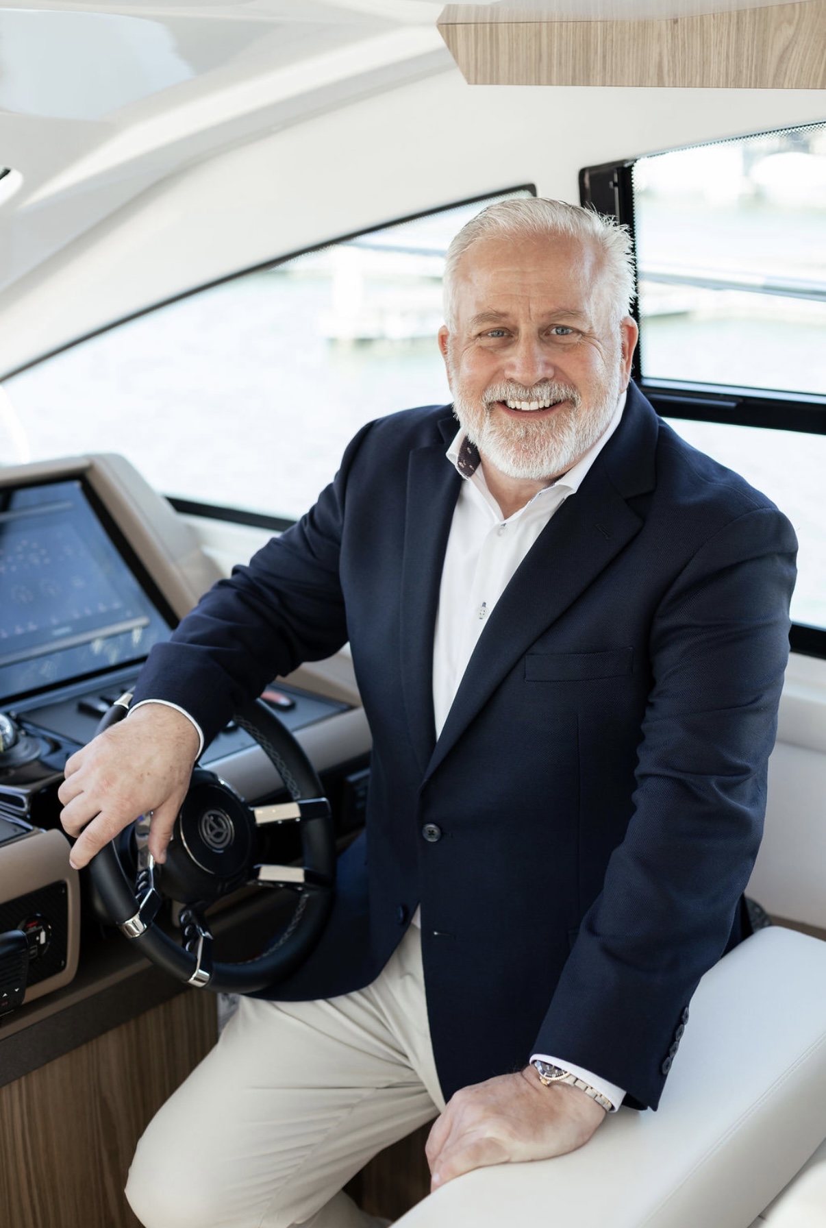 https://cdn.yachtbroker.org/users/UiOlTCorZfHow6Tt.png