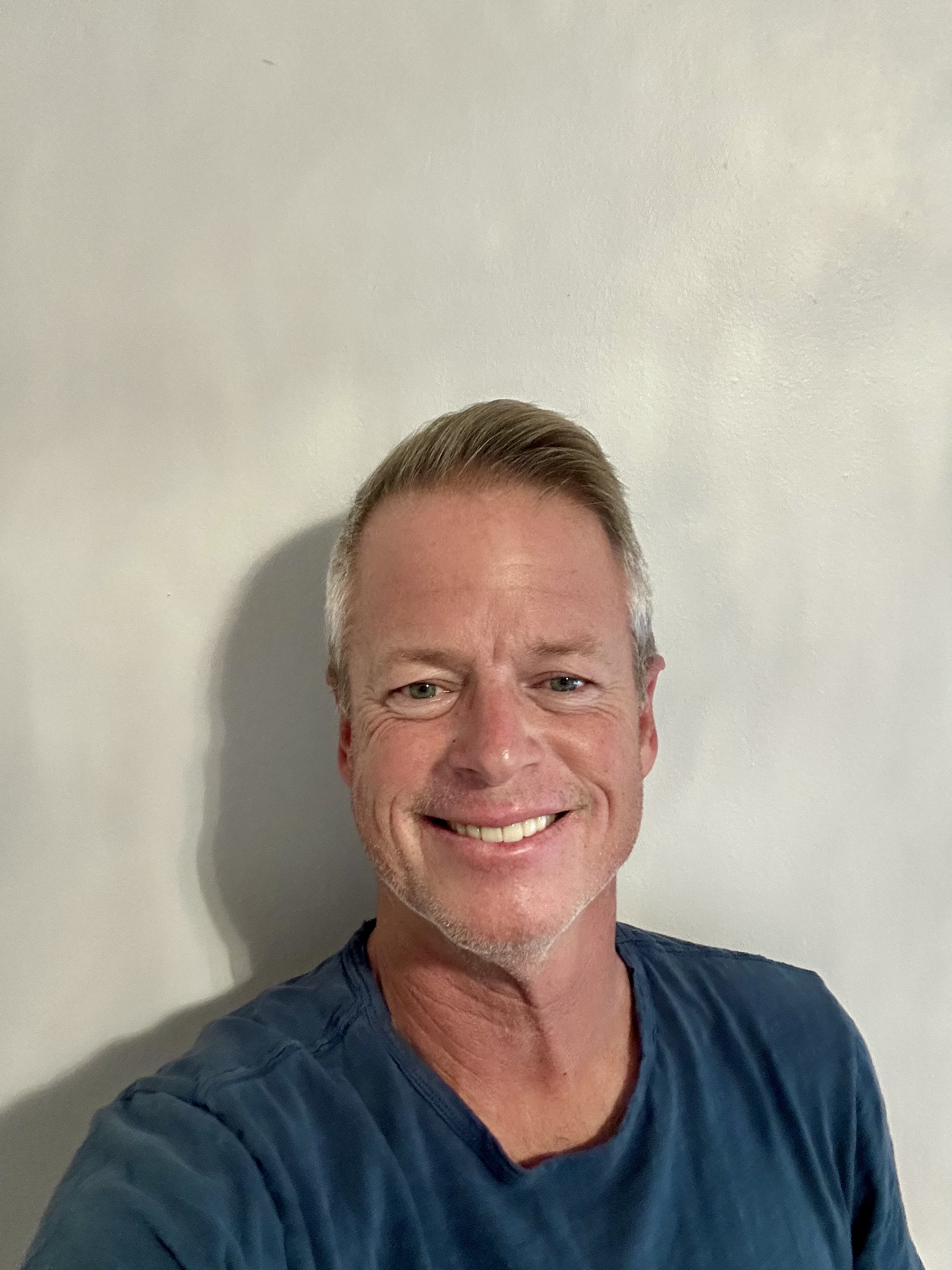 https://cdn.yachtbroker.org/users/Yl7T8KizXDAJkHOW.png